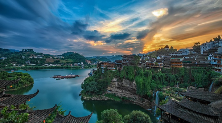Furong Town_副本.jpg